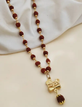 Divine Products Fancy Rudraksh With Pandal For Mens